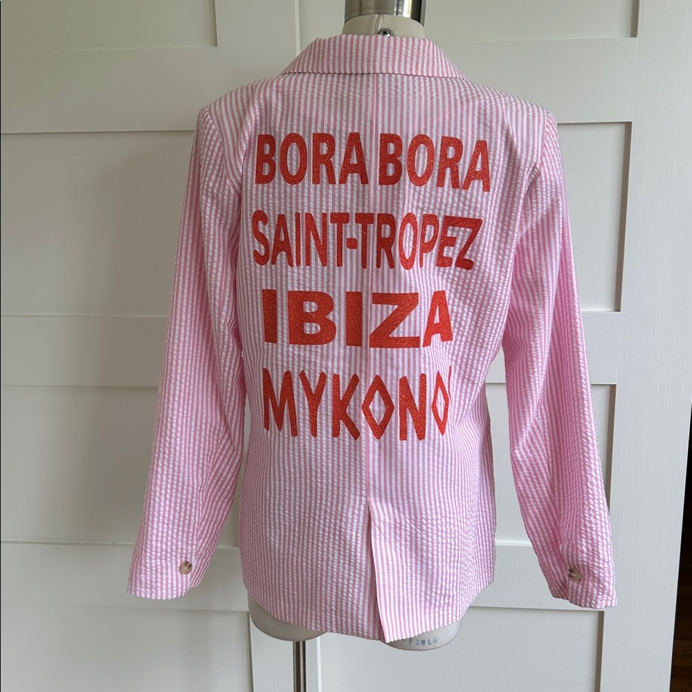 MOVING FORWARD DESIGNS Pink Seersucker blazer with graphics